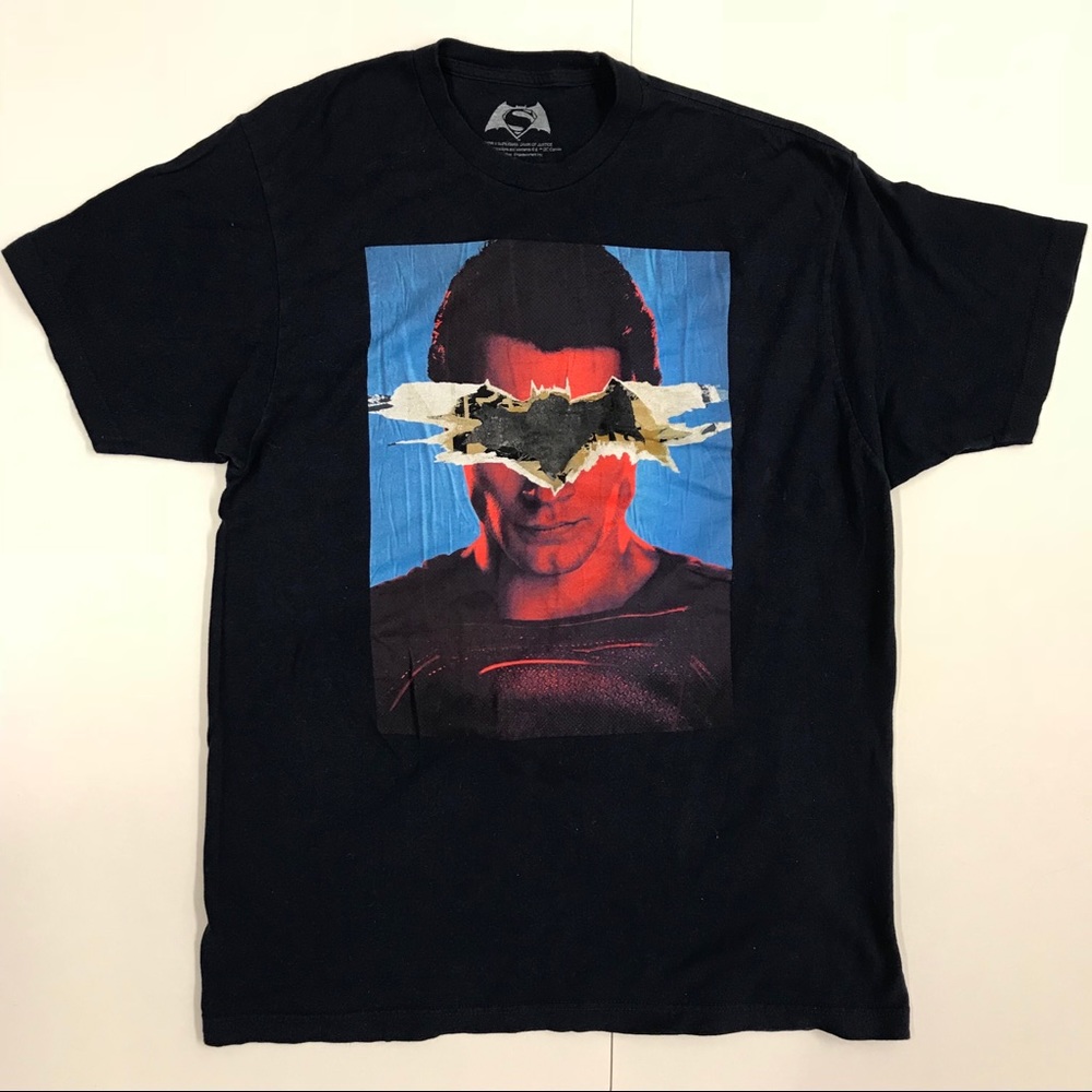 Batman VS Superman T-shirt